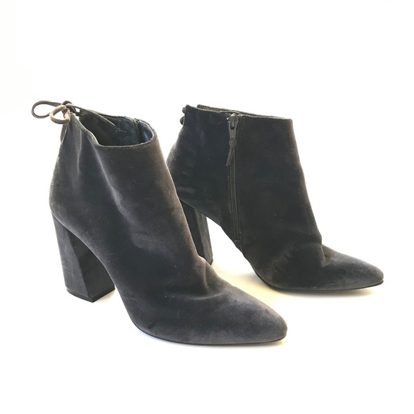 Stuart Weitzman Velvet Grandy Pane Boots Booties Womens 8 Gray Heels Pointed Toe - Picture 2 of 12